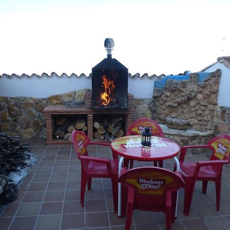 Gasthaus Casa Limas La Iruela Exterior foto